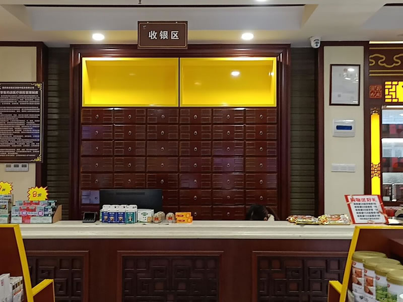 展柜定制:展現(xiàn)品牌魅力的專業(yè)之選